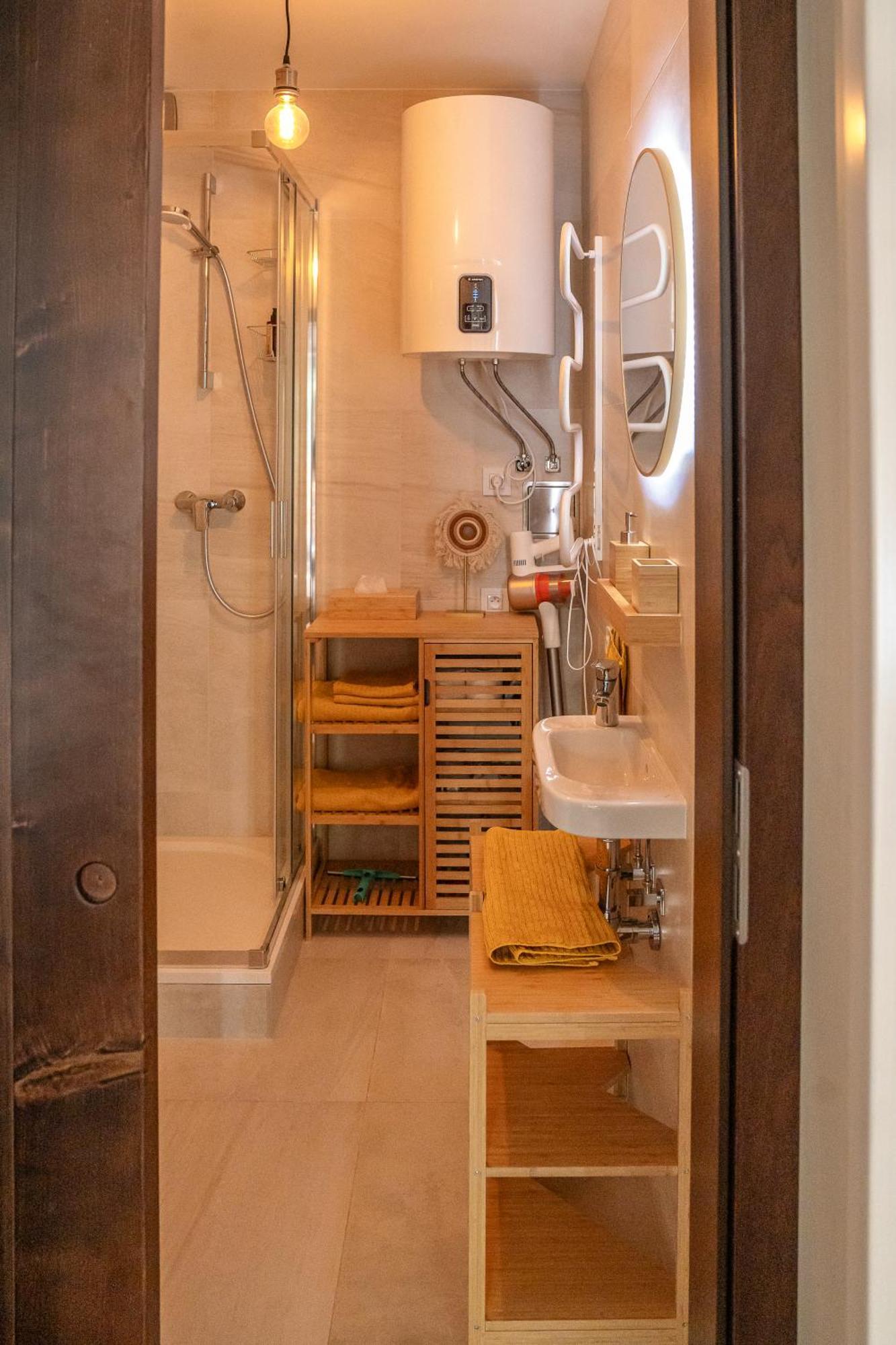 Apartman Spaleny Mlyn Lisnice Экстерьер фото